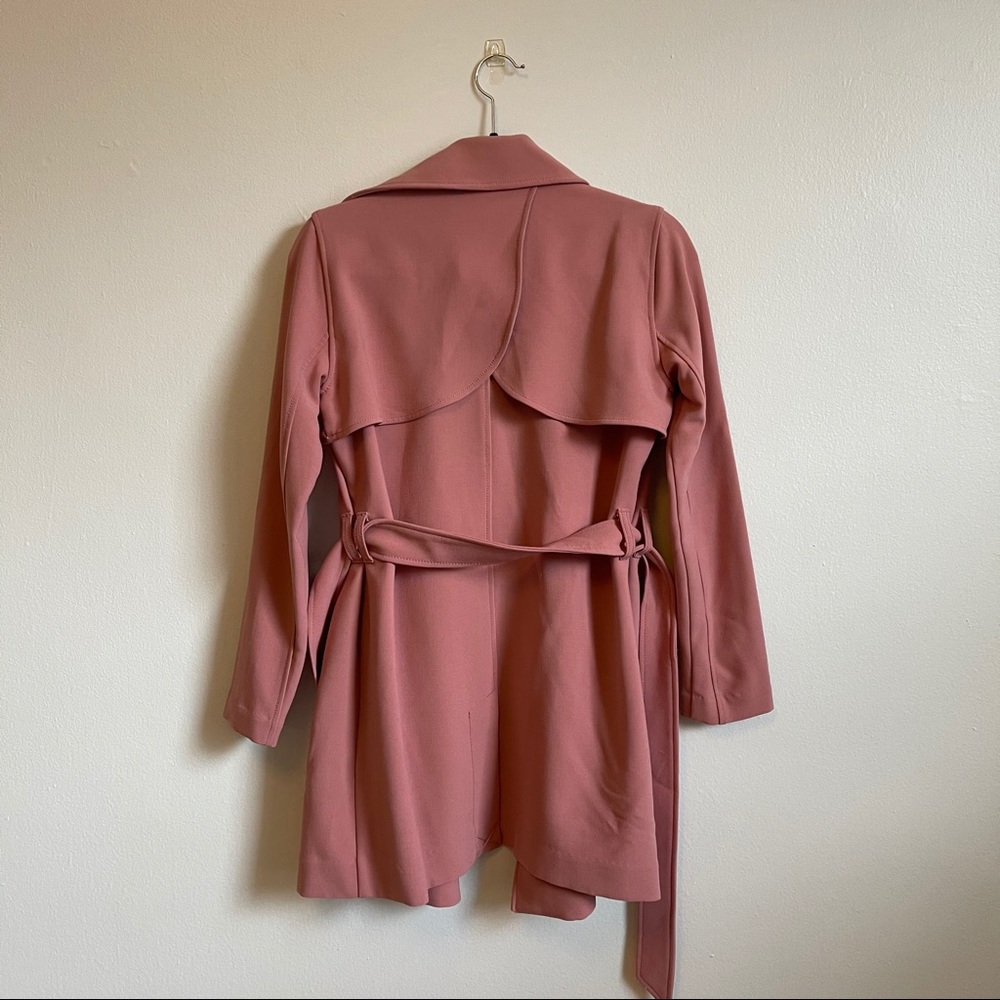 Pink trench coat - Picture 8 of 9